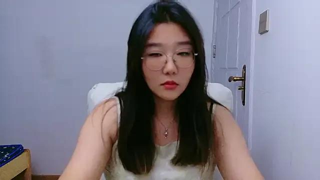 sisi-maiden on StripChat 