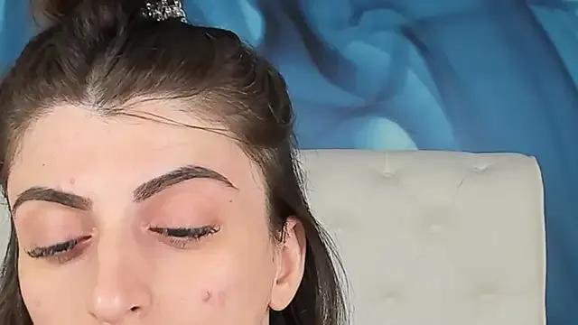 SkinnyDolly — make me wet