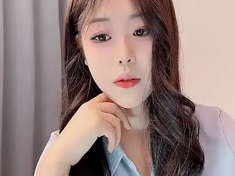 smalldaisy on StripChat