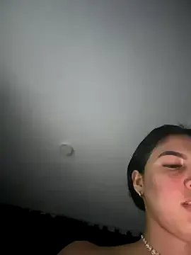 Sofia_Collins- on StripChat