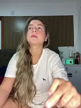 solmartins on StripChat