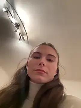 SophiiaStarr —  Show My Boobs 5min 