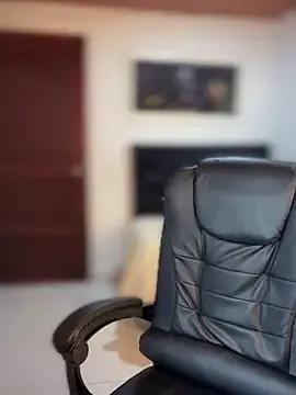 Soy_Daniela — RIDE UR DICK PAPI AND DROP FOR U