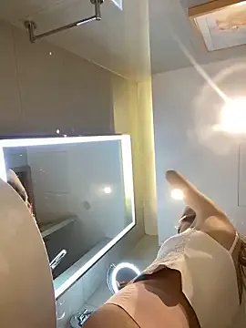 Sunflower-77 on StripChat