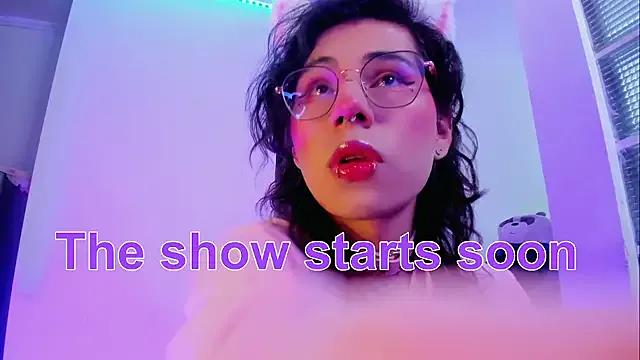 Sweet-SharoKitty — Oil tease on thighs