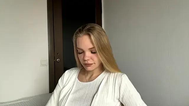SweetAmelia69 on StripChat 