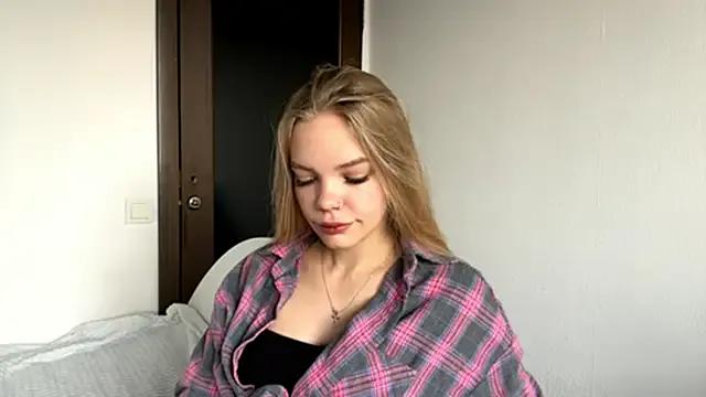 SweetAmelia69 on StripChat 
