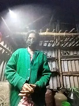 Tamilauntyhot on StripChat