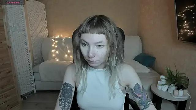 tattoo_art_baby on StripChat 