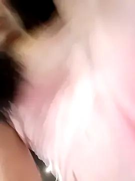 the_queen_of_street — Finger in pussy 