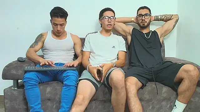 thebadboys05 on StripChat