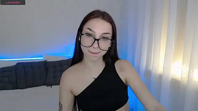 TianaHot777 on StripChat