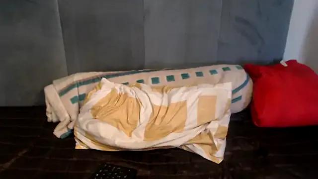 Tyllorsavage on StripChat 