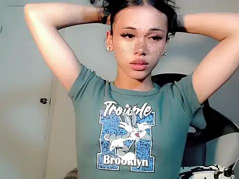 urcurlydiva on StripChat 