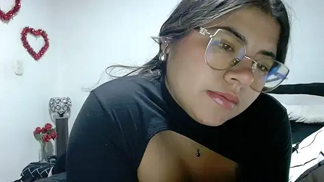 viccky_vick — Show asshole * spanks