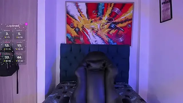 Violet_Blazee on StripChat