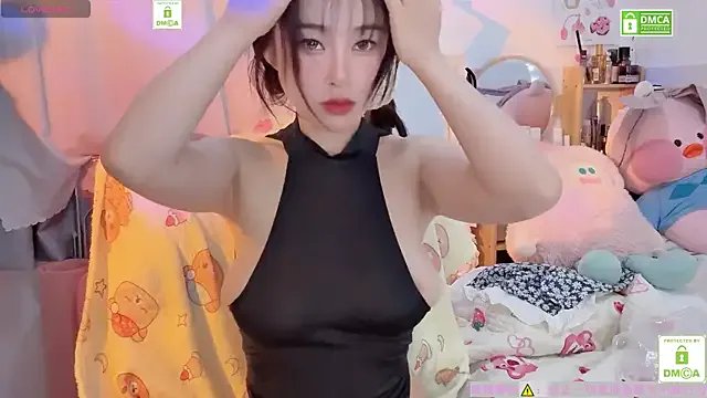 Yoyo_520 on StripChat