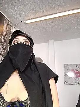 zahra_Jalid — OIL ASS AND DANCE 